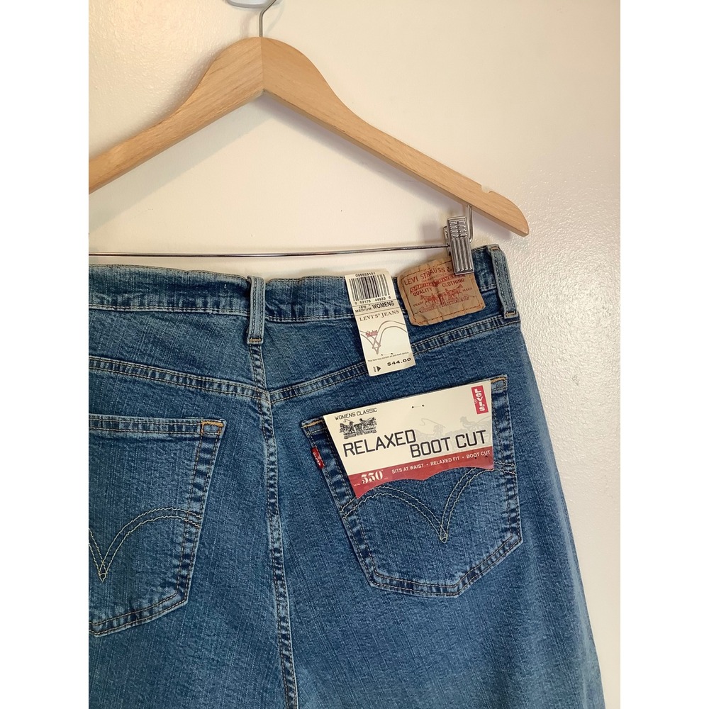 Levis 550 Relaxed Boot Cut Jeans Womens 18W Medium Wash Stretch Denim 291018-334 - Picture 10 of 14